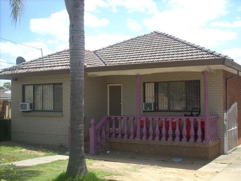 5/2 James Street, Urangan, QLD, 4655, Urangan - Image 1