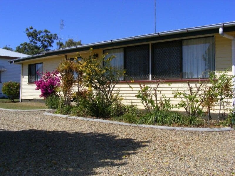 14 Jefferis Street, BUNDABERG NORTH QLD 4670, Bundaberg North - Thumbnail 2