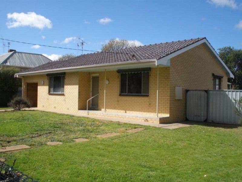 1 Moore Street, ROCHESTER VIC 3561, Rochester - Thumbnail 3