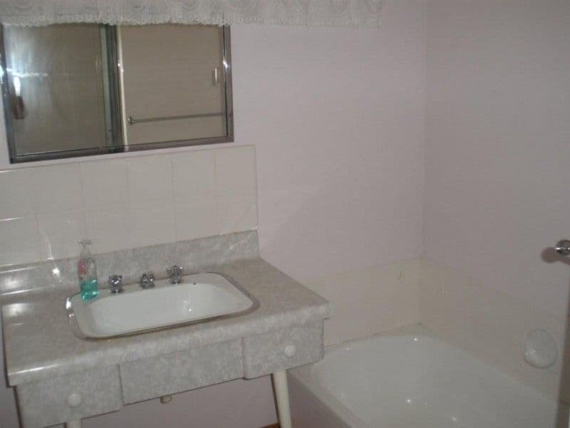 1 Moore Street, ROCHESTER VIC 3561, Rochester - Thumbnail 6