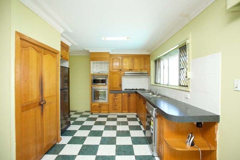 25 Salandra Street, MANSFIELD QLD 4122, Mansfield - Thumbnail 2