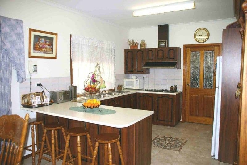 100 Ral Ral Avenue, RENMARK SA 5341, Renmark - Thumbnail 2
