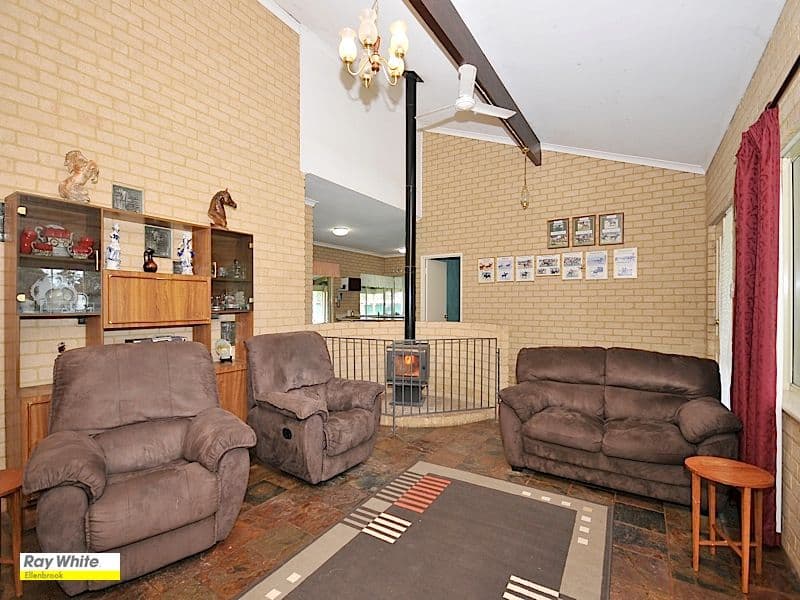 1086 Almeria Parade, BULLSBROOK WA 6084, Bullsbrook - Thumbnail 6