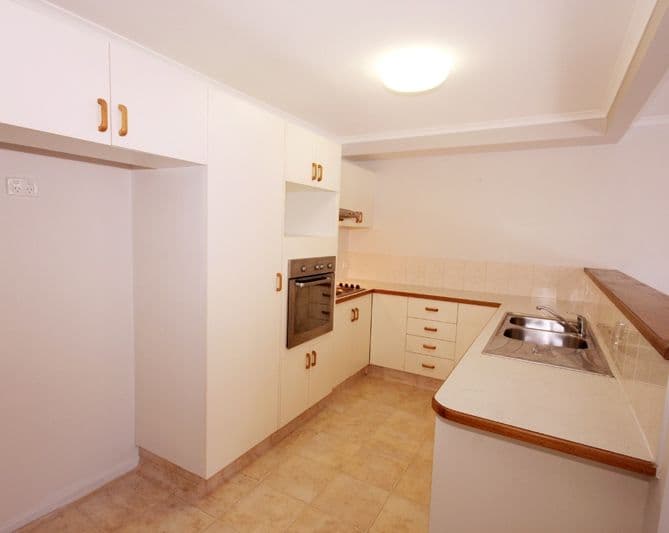 11 Outhwaite Road, Heidelberg Heights, Heidelberg Heights - Thumbnail 3