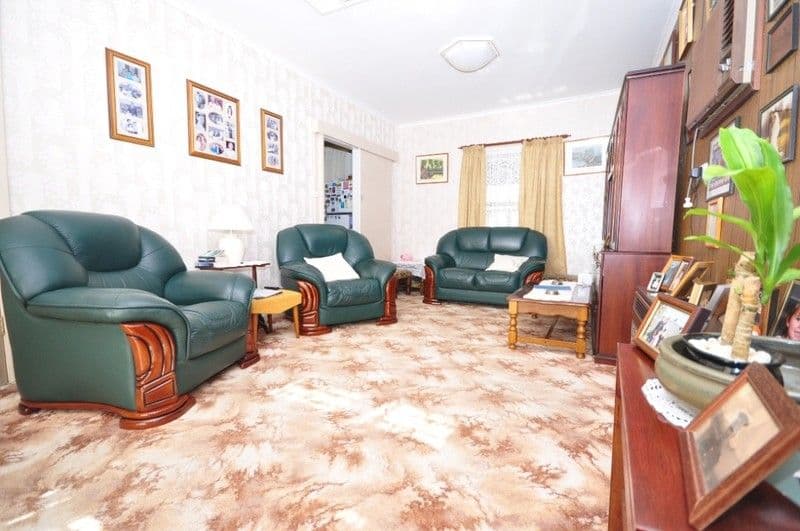 1/5 Enid Avenue, Southport, QLD, 4215, Southport - Thumbnail 4