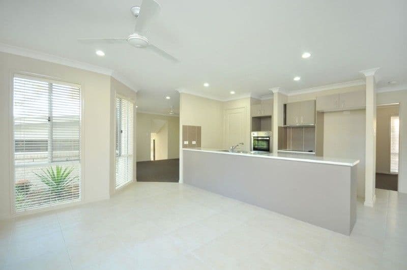 82 Allanfield Crescent, Boronia, VIC, 3155, Boronia - Thumbnail 2