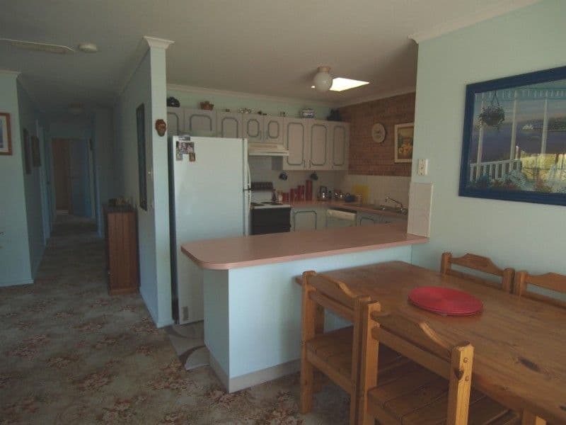 1 Erave Avenue, Runaway Bay, QLD, 4216, Runaway Bay - Thumbnail 6