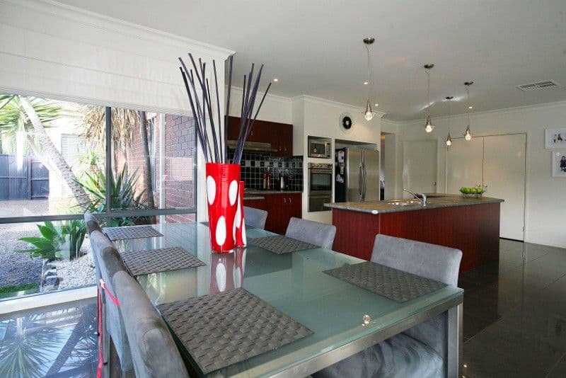 21 Flinders Street, TAYLORS HILL VIC 3037, Taylors Hill - Thumbnail 3