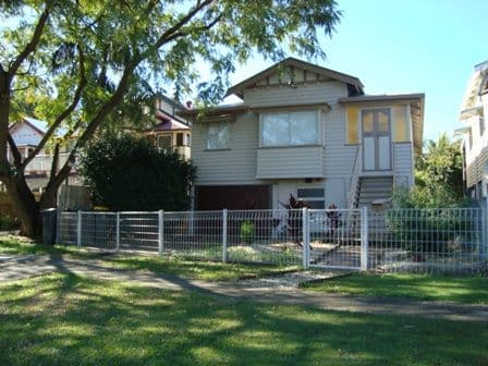 13 Curtis Street, NORMAN PARK QLD 4170, Norman Park - Image 1