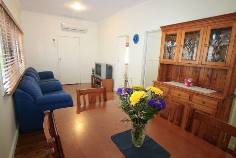 5 John Street, REDCLIFFE QLD 4020, Redcliffe - Thumbnail 3