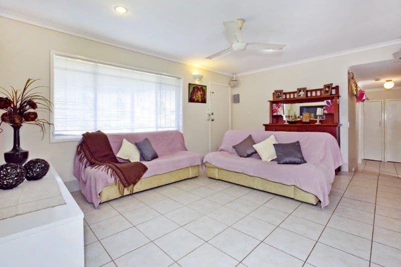 10 Toufik Street, ROCHEDALE SOUTH QLD 4123, Rochedale South - Thumbnail 2