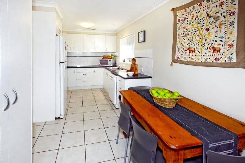 10 Toufik Street, ROCHEDALE SOUTH QLD 4123, Rochedale South - Thumbnail 3