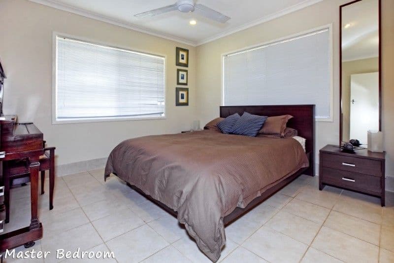 10 Toufik Street, ROCHEDALE SOUTH QLD 4123, Rochedale South - Thumbnail 7