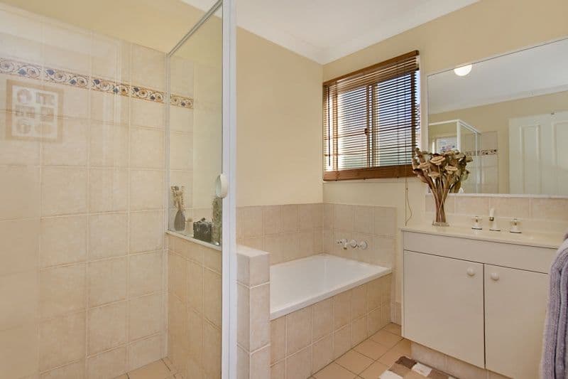 8 Macadie Way, MERRIMAC QLD 4226, Merrimac - Thumbnail 7