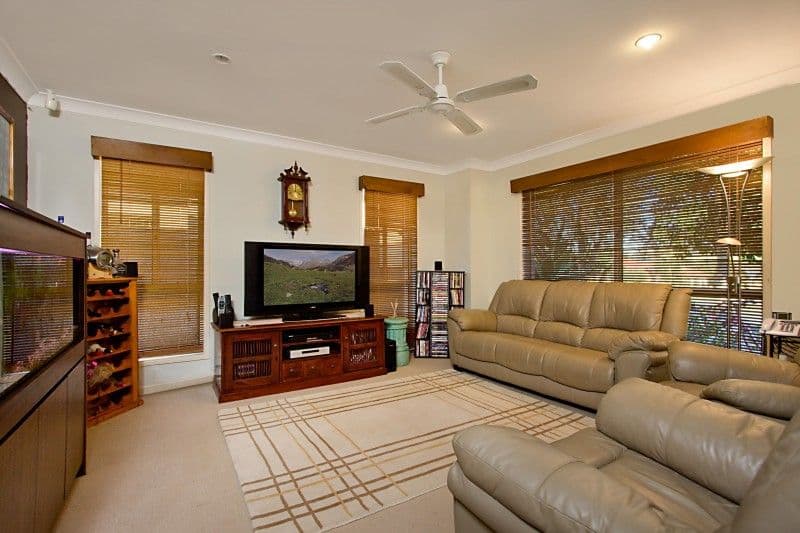8 Macadie Way, MERRIMAC QLD 4226, Merrimac - Thumbnail 4