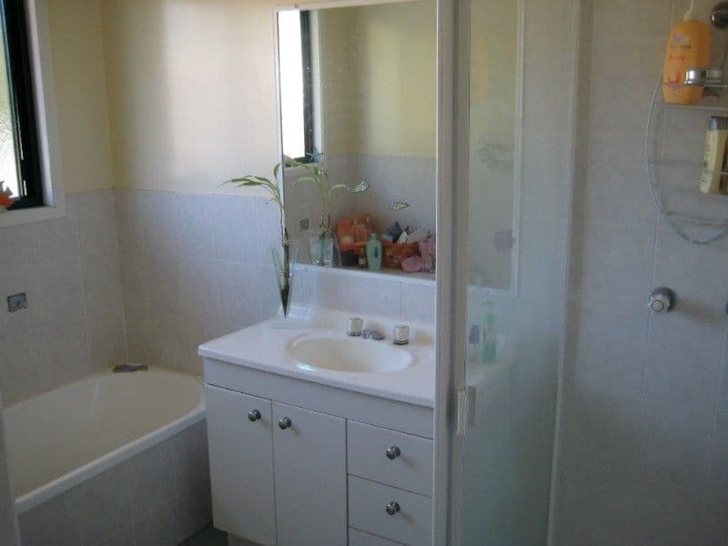 21 Robert Street, FOREST HILL QLD 4342, Forest Hill - Thumbnail 3
