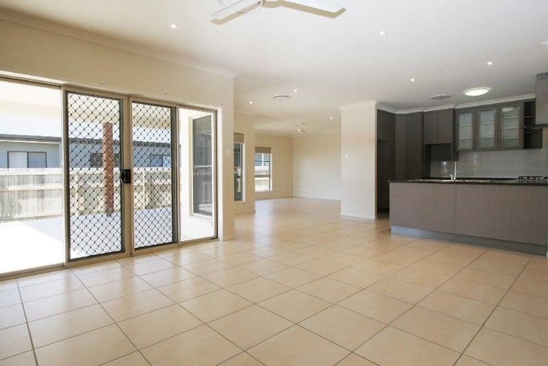 63 Gingham Street, GLENELLA QLD 4740, Glenella - Thumbnail 3