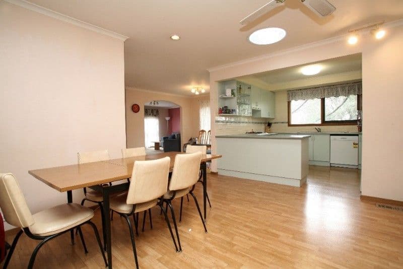15 Clifton Street, Booval, QLD, 4304, Booval - Thumbnail 4