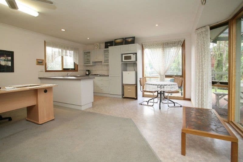 15 Clifton Street, Booval, QLD, 4304, Booval - Thumbnail 6
