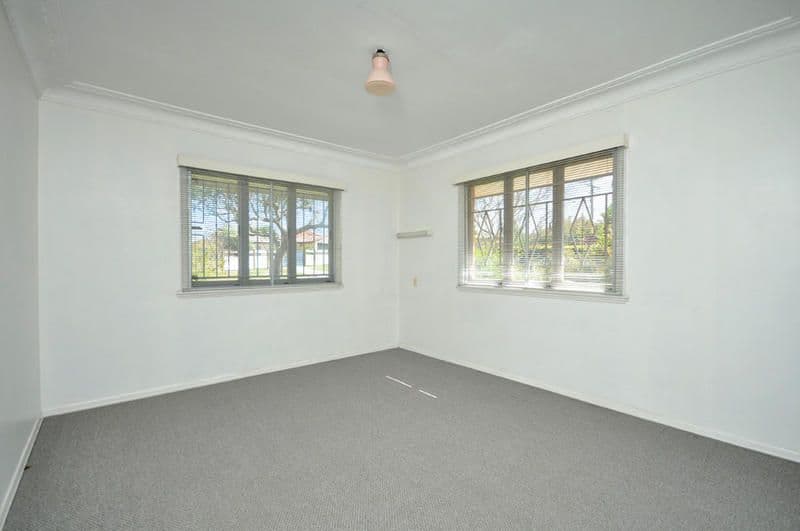1 Navua Avenue, ASPLEY QLD 4034, Aspley - Thumbnail 2