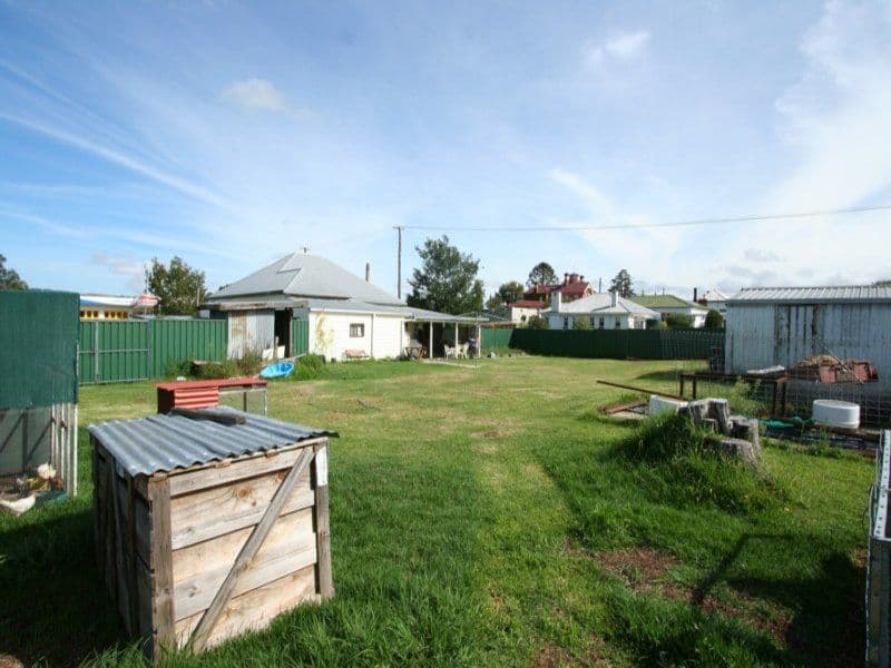 105 Rouse Street, TENTERFIELD NSW 2372, Tenterfield - Thumbnail 7