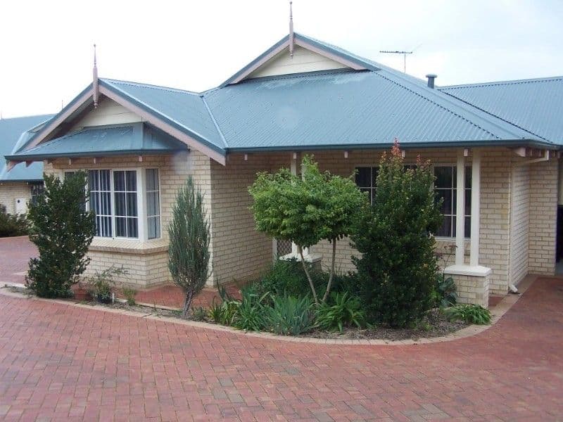 9 Secrett Lane, KALAMUNDA WA 6076, Kalamunda - Thumbnail 2