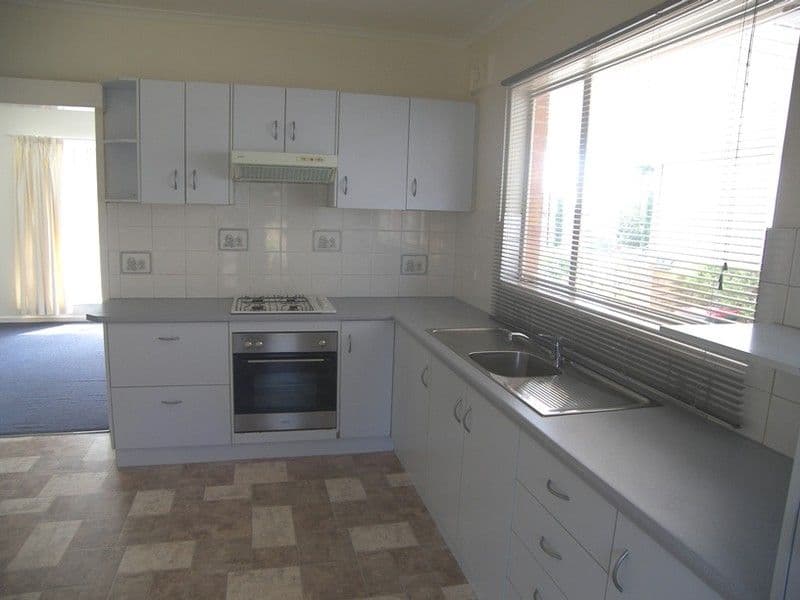 10 Kimba Road, PARA HILLS SA 5096, Para Hills - Thumbnail 4