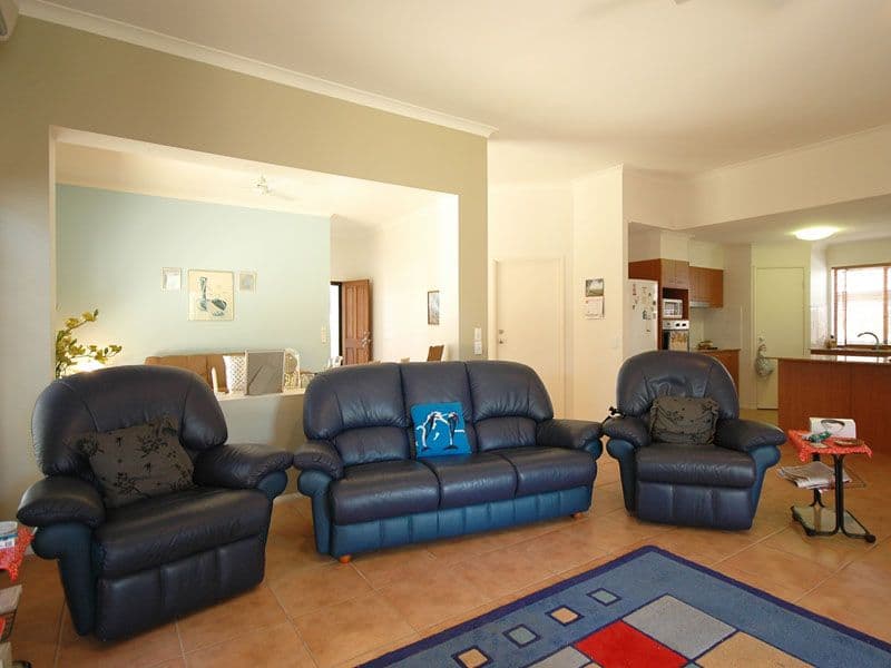 3 Acklin Court, VARSITY LAKES QLD 4227, Varsity Lakes - Thumbnail 2