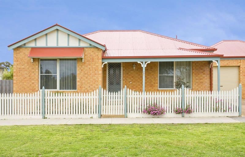 221 Carr Street, EAST GEELONG VIC 3219, East Geelong - Image 1