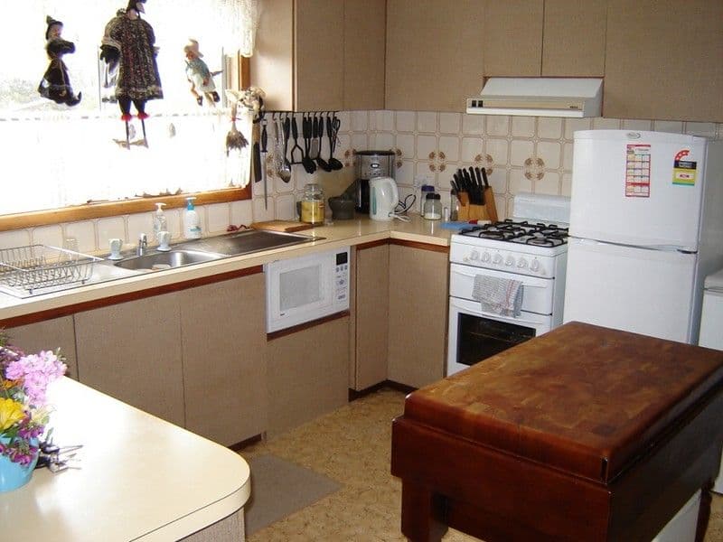 24 Dodd Street, BADGINGARRA WA 6521, Badgingarra - Thumbnail 3