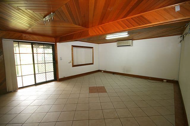 25 Orchard Road, BASS HILL NSW 2197, Bass Hill - Thumbnail 2
