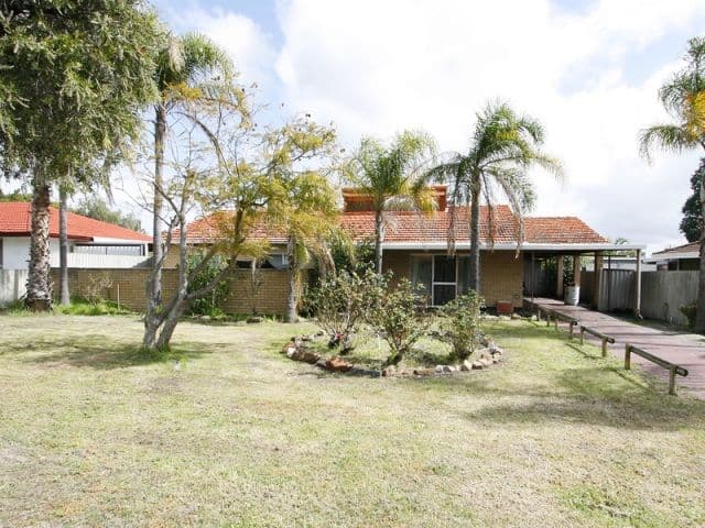 27 Currawong Way, THORNLIE WA 6108, Thornlie - Image 1