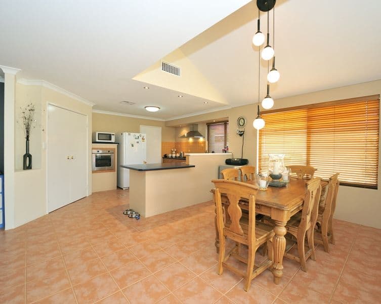 42 Arpenteur Drive, BALDIVIS WA 6171, Baldivis - Thumbnail 5