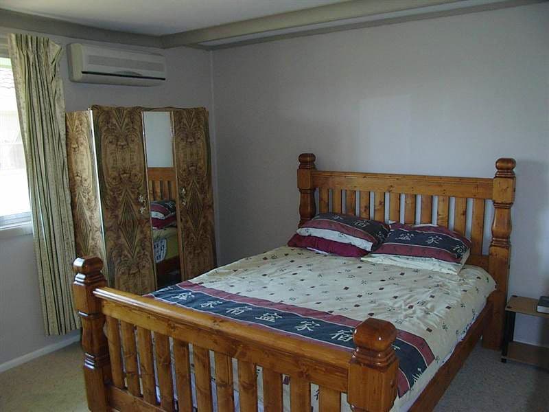 70 Corbett Avenue, DUBBO NSW 2830, Dubbo - Thumbnail 5