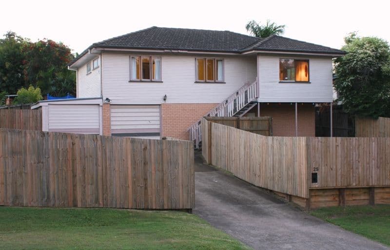 25  Christopher Street, SUNNYBANK HILLS QLD 4109, Sunnybank Hills - Image 1