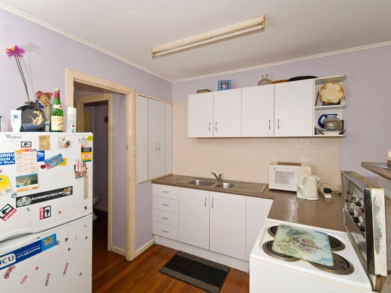 15 Leyte Avenue, PALM BEACH QLD 4221, Palm Beach - Thumbnail 3