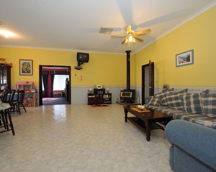 2 Maney Way, BALDIVIS WA 6171, Baldivis - Thumbnail 8