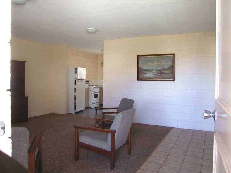 4/49 Urch Street, GERALDTON WA 6530, Geraldton - Thumbnail 2