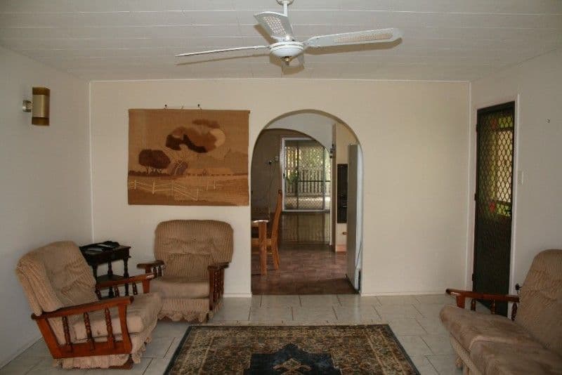 13 Hilltop Avenue, Southside, QLD, 4570, Southside - Thumbnail 2