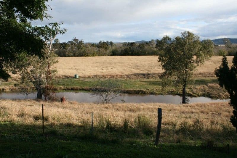 13 Hilltop Avenue, Southside, QLD, 4570, Southside - Thumbnail 5
