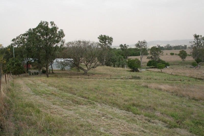 13 Hilltop Avenue, Southside, QLD, 4570, Southside - Thumbnail 7