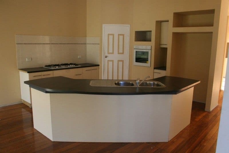 11 Mackay Street, ROCHESTER VIC 3561, Rochester - Thumbnail 3
