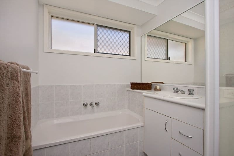 34 Pindari Avenue, BURLEIGH HEADS QLD 4220, Burleigh Heads - Thumbnail 8
