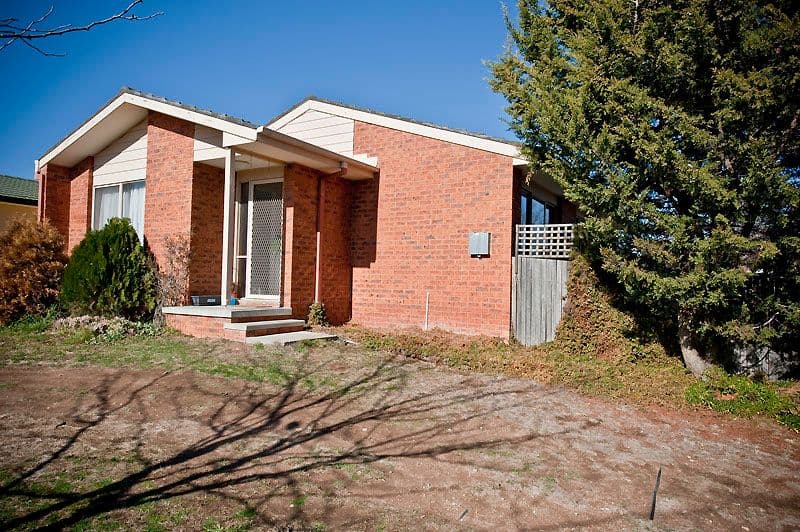 20 Chalker Crescent, BANKS ACT 2906, Banks - Image 1