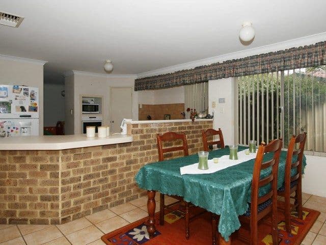 10 Tiffany Close, HUNTINGDALE WA 6110, Huntingdale - Thumbnail 4