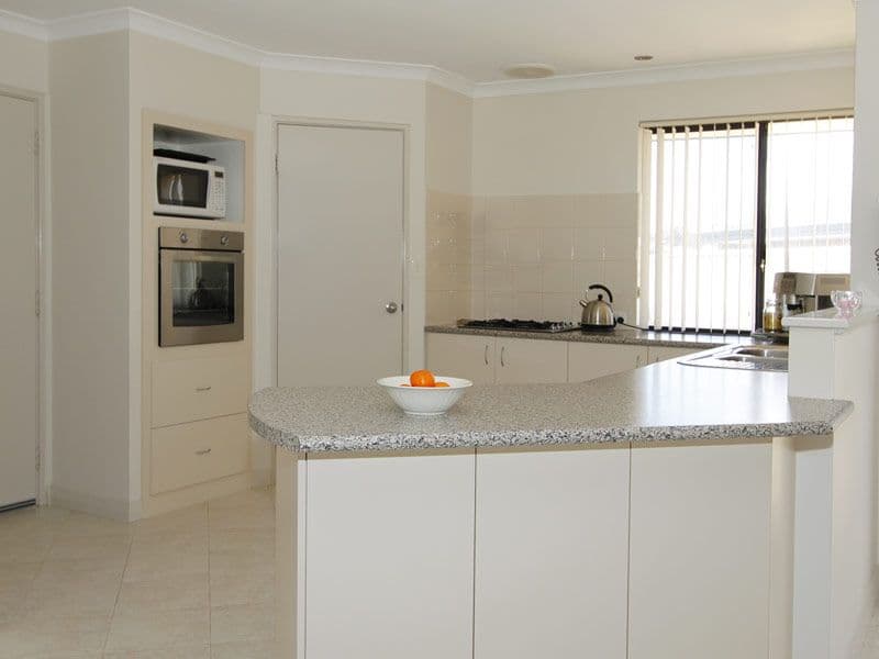 3 Wintergreene Drive, BEECHBORO WA 6063, Beechboro - Thumbnail 2