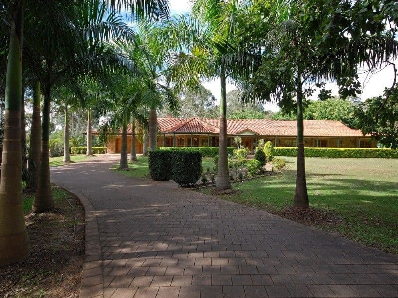 104 Idonia Street, BRIDGEMAN DOWNS QLD 4035, Bridgeman Downs - Thumbnail 6