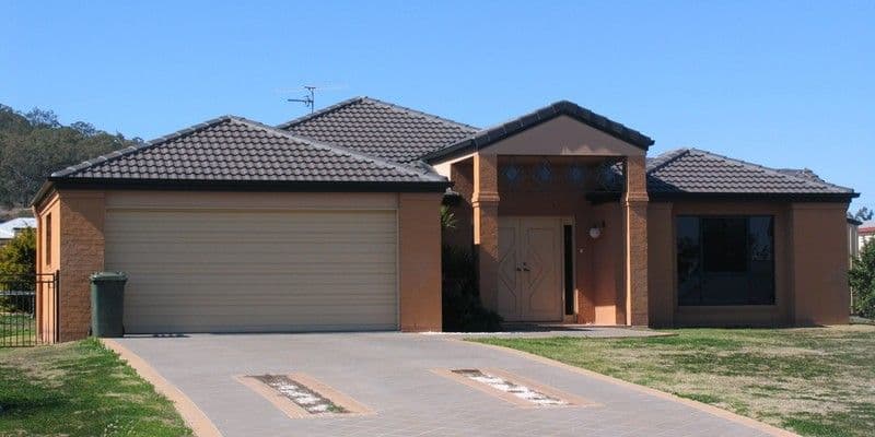 17 Kirralee Court, WESTBROOK QLD 4350, Westbrook - Image 1