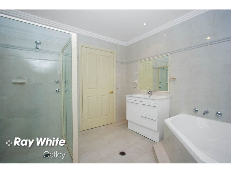 8b Ada Street, OATLEY NSW 2223, Oatley - Thumbnail 5