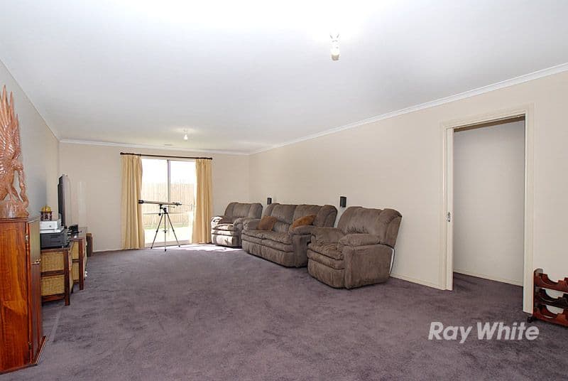6 Osprey Court, PAKENHAM VIC 3810, Pakenham - Thumbnail 3
